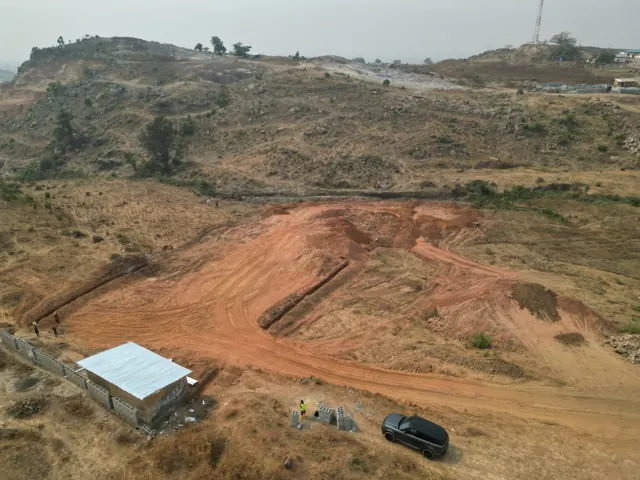 GreyBoulders team on site